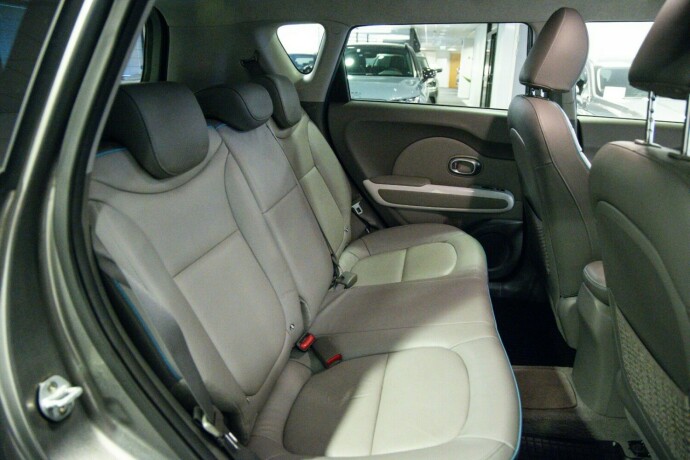 kia-soul-elektrisitet-2016-big-8