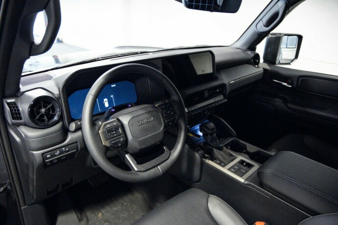 toyota-land-cruiser-diesel-2025-big-5