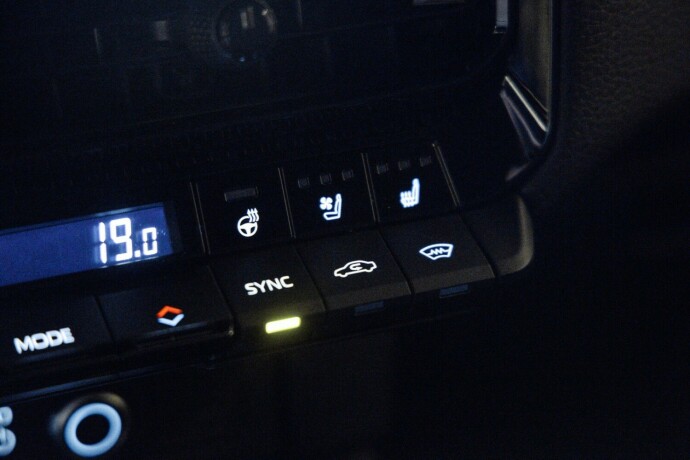 toyota-land-cruiser-diesel-2025-big-16