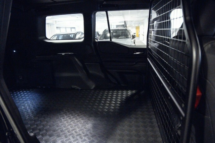 toyota-land-cruiser-diesel-2025-big-8