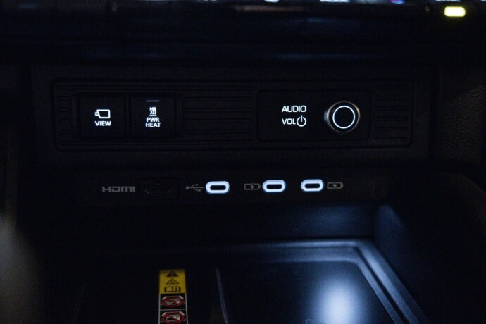 toyota-land-cruiser-diesel-2025-big-17