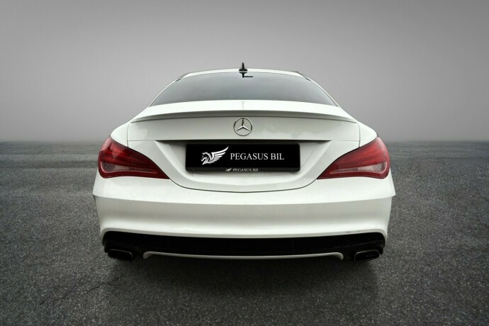 mercedes-benz-cla-bensin-2015-big-5