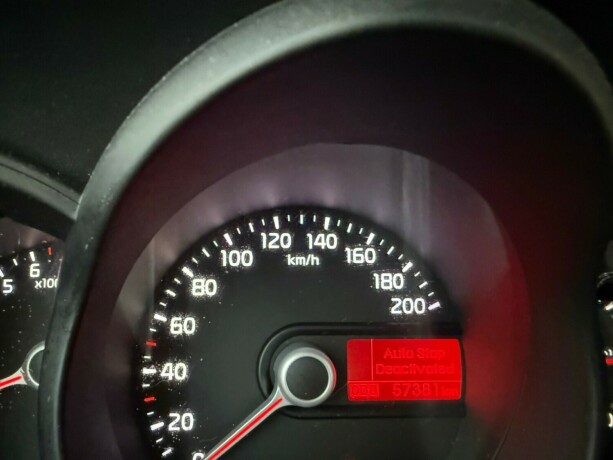 kia-picanto-bensin-2013-big-12