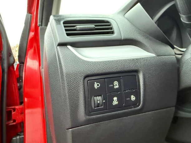 kia-picanto-bensin-2013-big-18