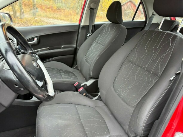 kia-picanto-bensin-2013-big-20