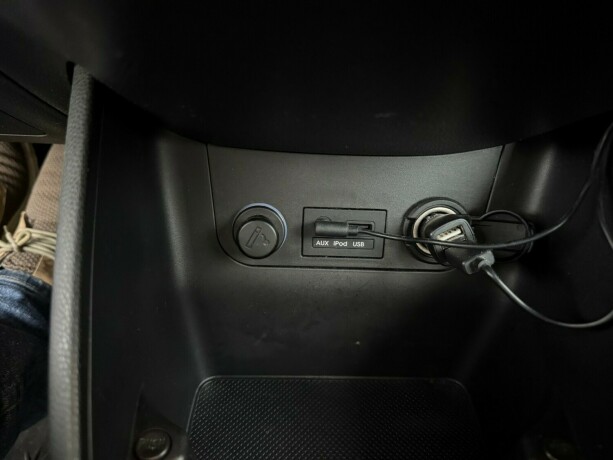 kia-picanto-bensin-2013-big-15