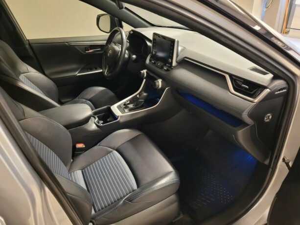 toyota-rav4-elektrisitetbensin-2019-big-18