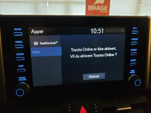 toyota-rav4-elektrisitetbensin-2019-big-32