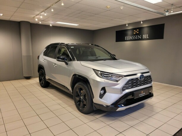 toyota-rav4-elektrisitetbensin-2019-big-11