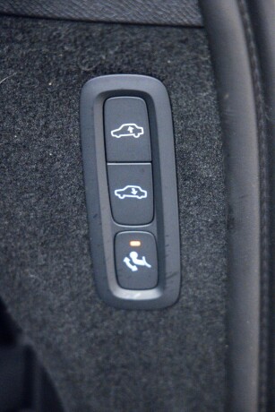 volvo-xc-90-elektrisitetbensin-2021-big-10