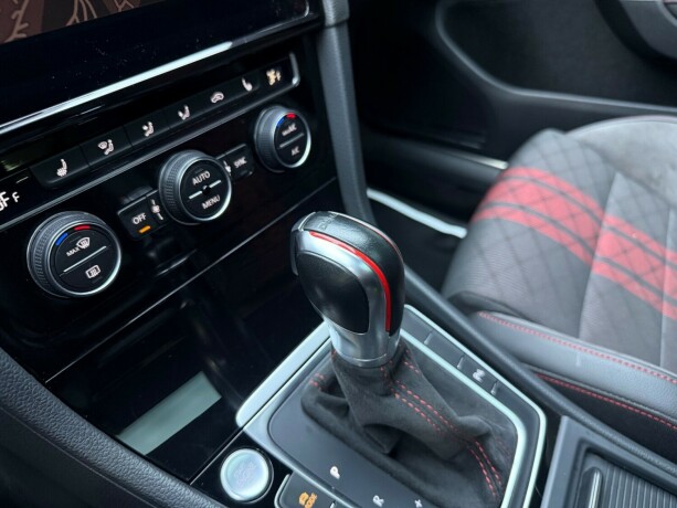 volkswagen-golf-bensin-2020-big-28