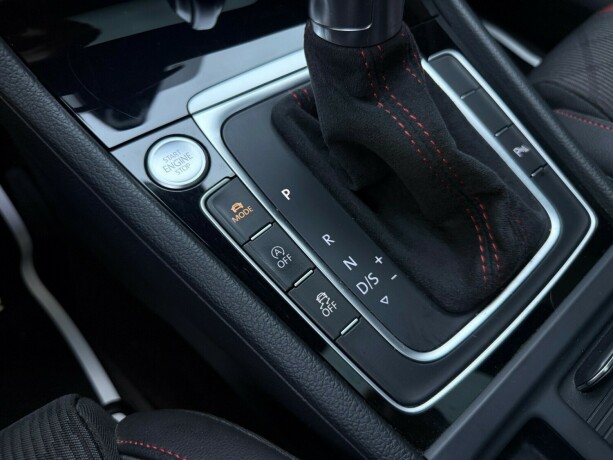 volkswagen-golf-bensin-2020-big-29