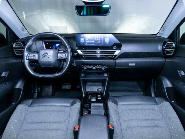 citroen-c4-bensin-2021-big-45