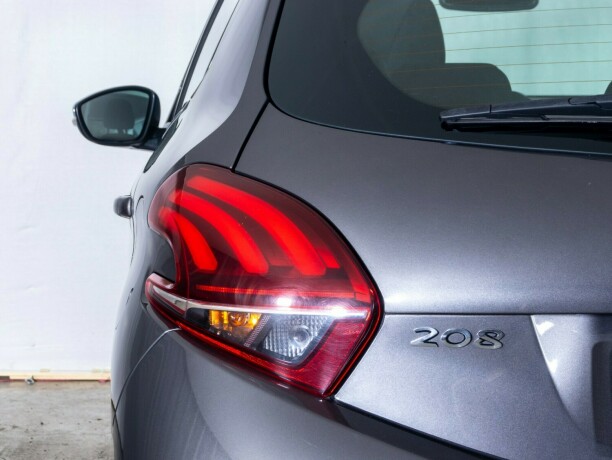 peugeot-208-bensin-2018-big-8