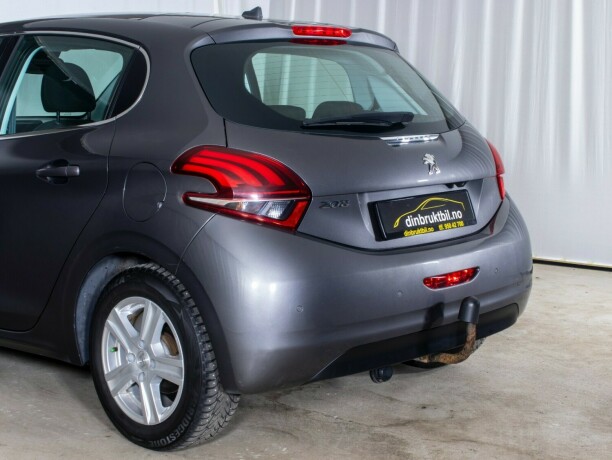peugeot-208-bensin-2018-big-9