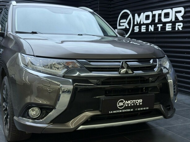 mitsubishi-outlander-elektrisitetbensin-2016-big-4