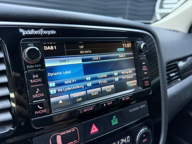 mitsubishi-outlander-elektrisitetbensin-2016-big-20