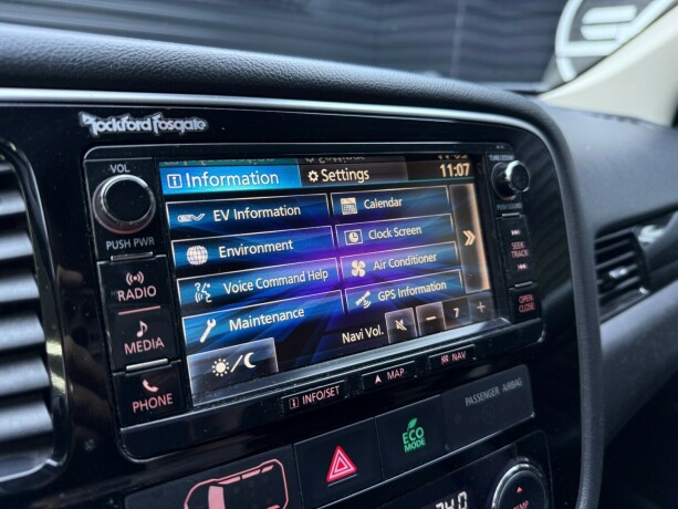 mitsubishi-outlander-elektrisitetbensin-2016-big-22