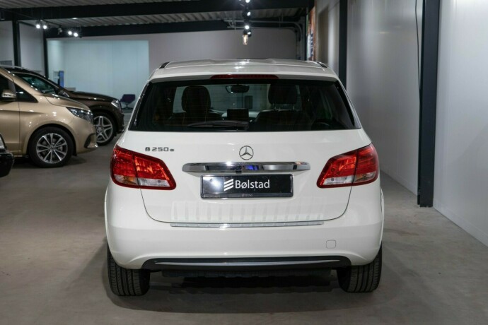 mercedes-benz-b-klasse-elektrisitet-2018-big-3