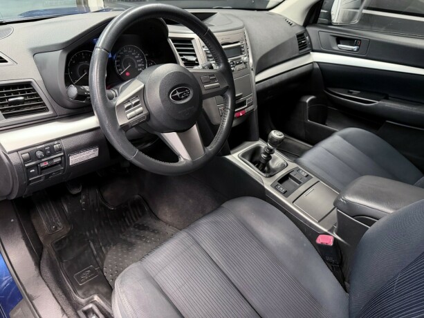 subaru-legacy-diesel-2010-big-11