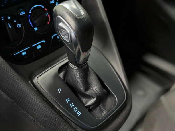 ford-transit-connect-diesel-2018-big-16