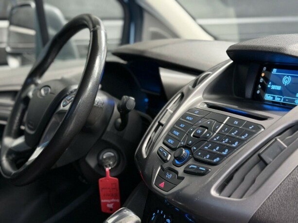 ford-transit-connect-diesel-2018-big-14