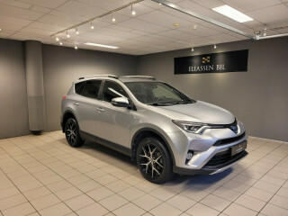 Toyota | RAV4 | Elektrisitet+bensin | 2017