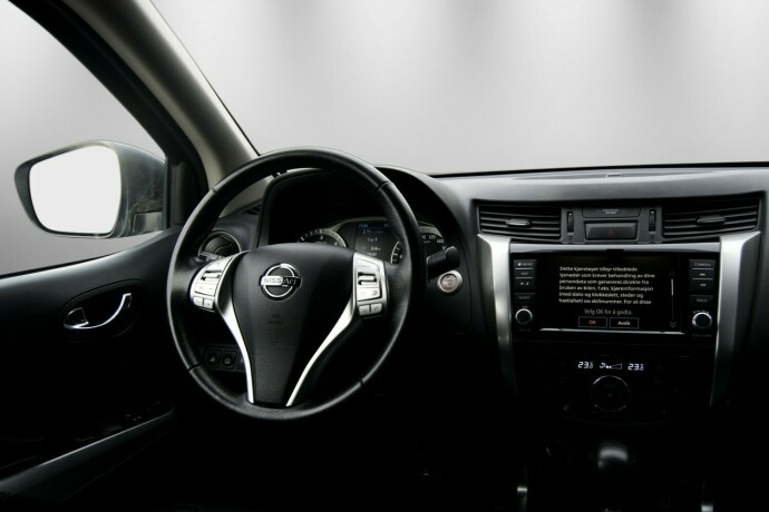 nissan-navara-diesel-2020-big-16