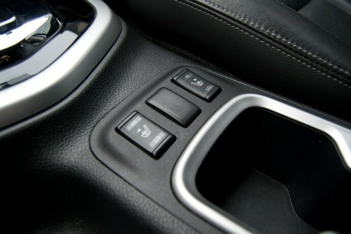 nissan-navara-diesel-2020-big-32