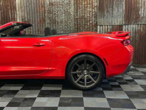 chevrolet-camaro-bensin-2018-big-14
