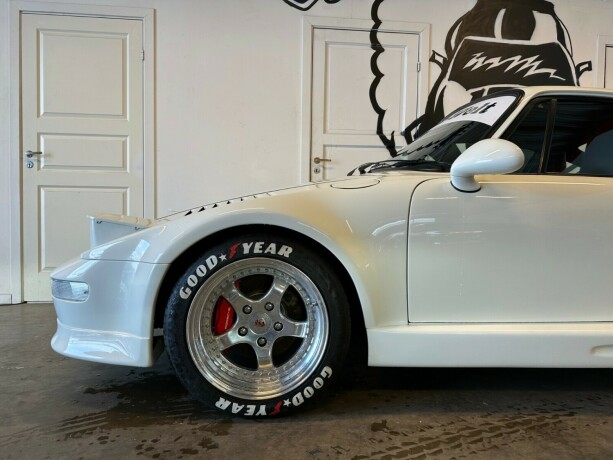 porsche-911-bensin-1976-big-6