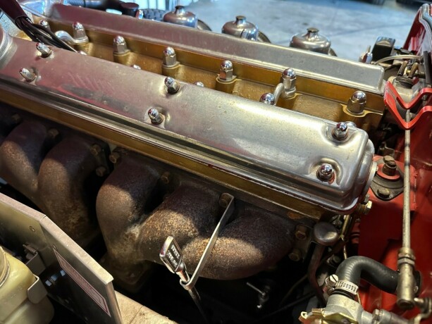 jaguar-e-type-bensin-1967-big-41