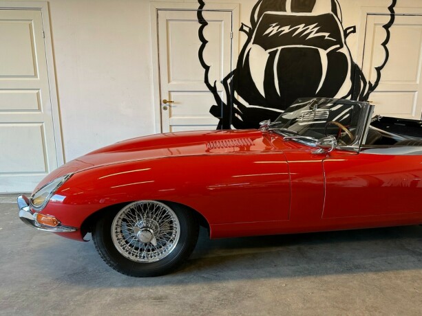 jaguar-e-type-bensin-1967-big-6