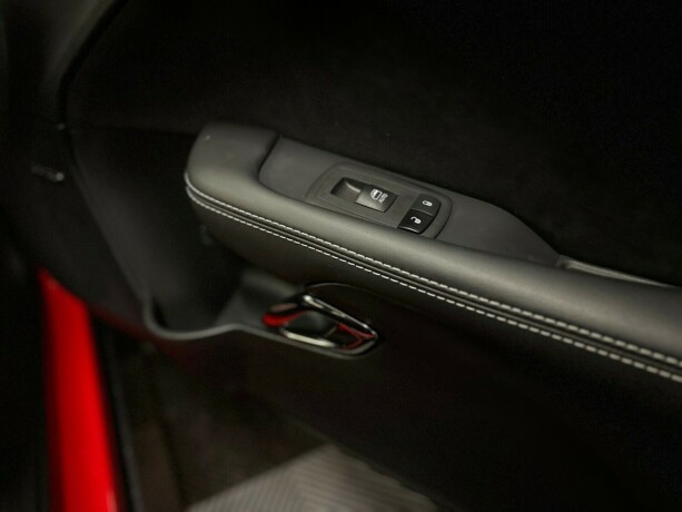 dodge-challenger-bensin-2024-big-41