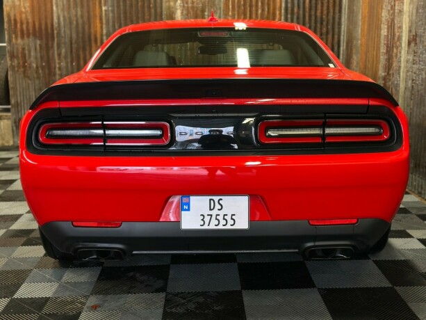 dodge-challenger-bensin-2024-big-20