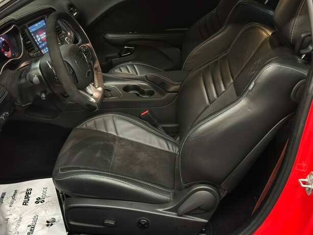 dodge-challenger-bensin-2024-big-22
