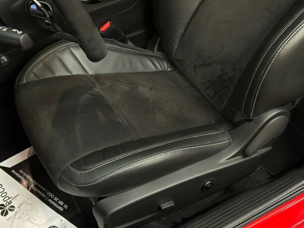 dodge-challenger-bensin-2024-big-24