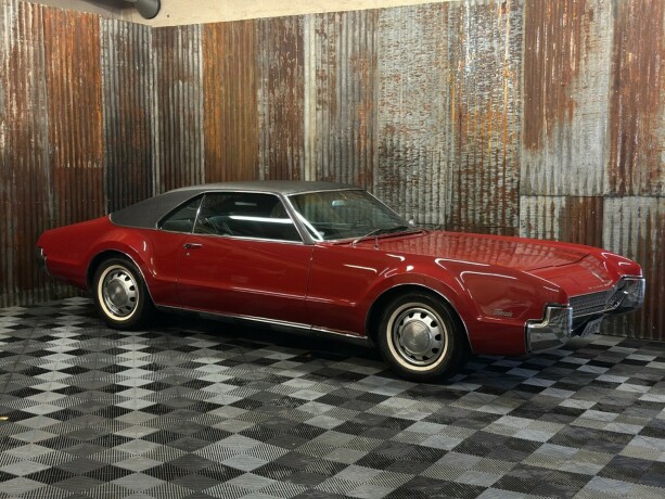 oldsmobile-andre-bensin-1967-big-2