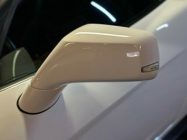 chevrolet-corvette-bensin-2010-big-15