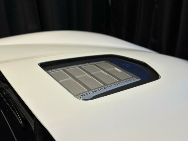 chevrolet-corvette-bensin-2010-big-29