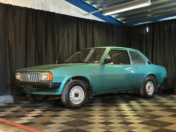 opel-ascona-bensin-1980-big-2