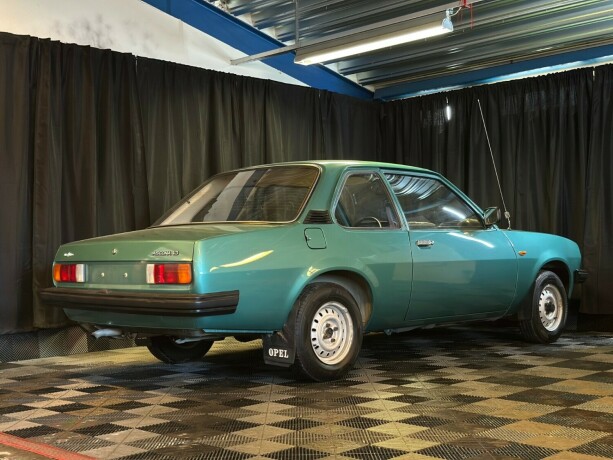 opel-ascona-bensin-1980-big-15
