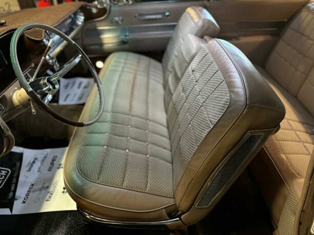cadillac-deville-bensin-1960-big-35