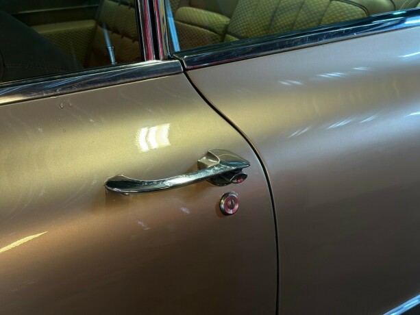 cadillac-deville-bensin-1960-big-8