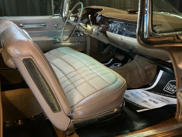 cadillac-deville-bensin-1960-big-25