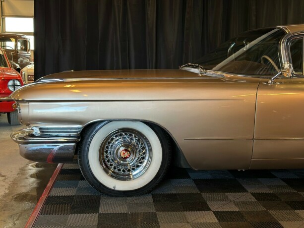 cadillac-deville-bensin-1960-big-5
