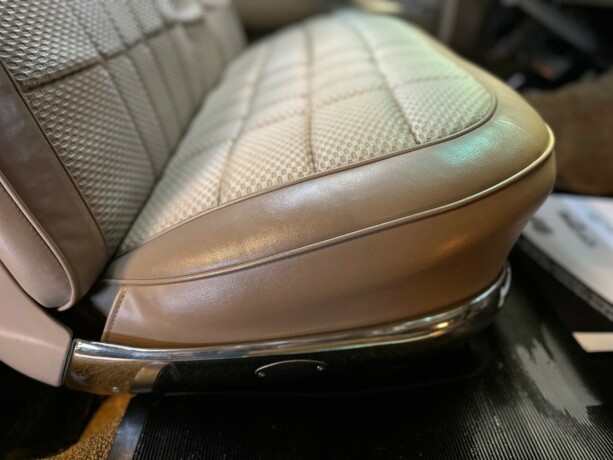 cadillac-deville-bensin-1960-big-29