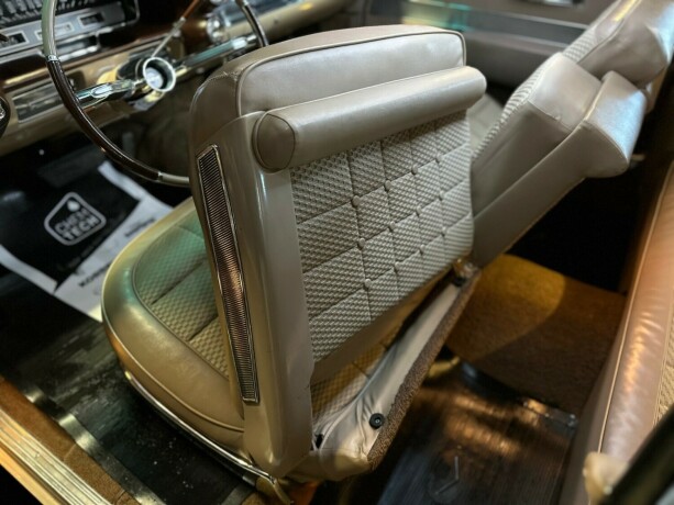 cadillac-deville-bensin-1960-big-49