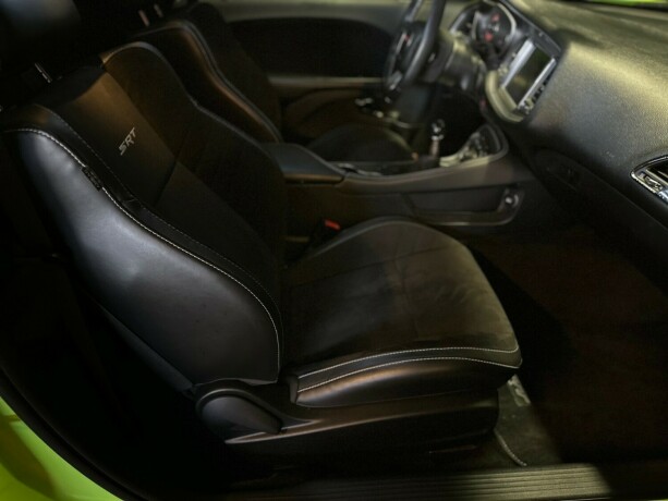 dodge-challenger-bensin-2015-big-33
