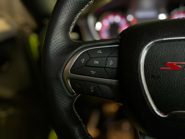 dodge-challenger-bensin-2015-big-40